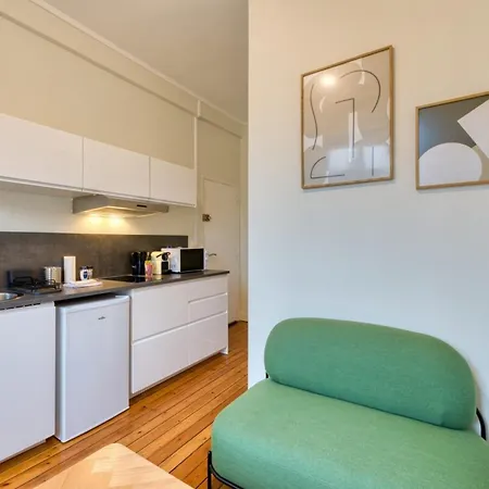 Emma Mignon F2 Proche De La Gare