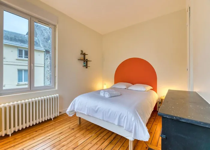 Emma Mignon F2 Proche De La Gare *